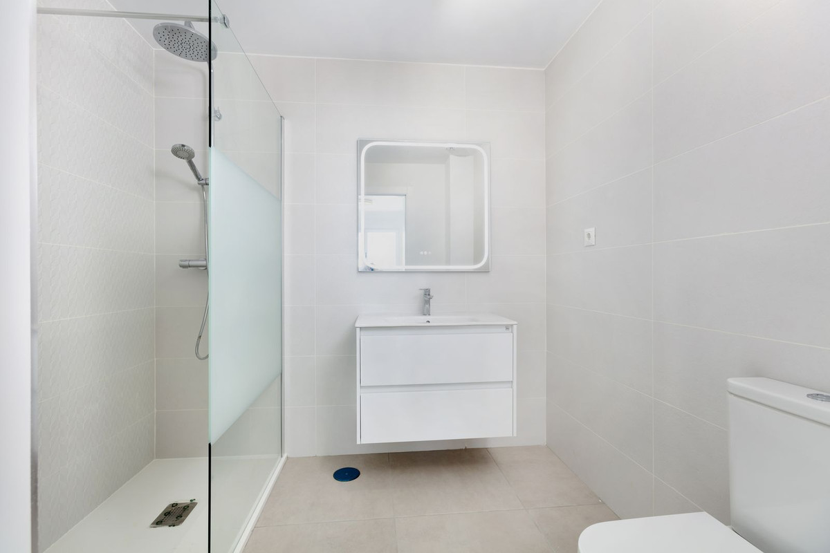 Huis te koop in Estepona | 3 slaapkamers H5447395