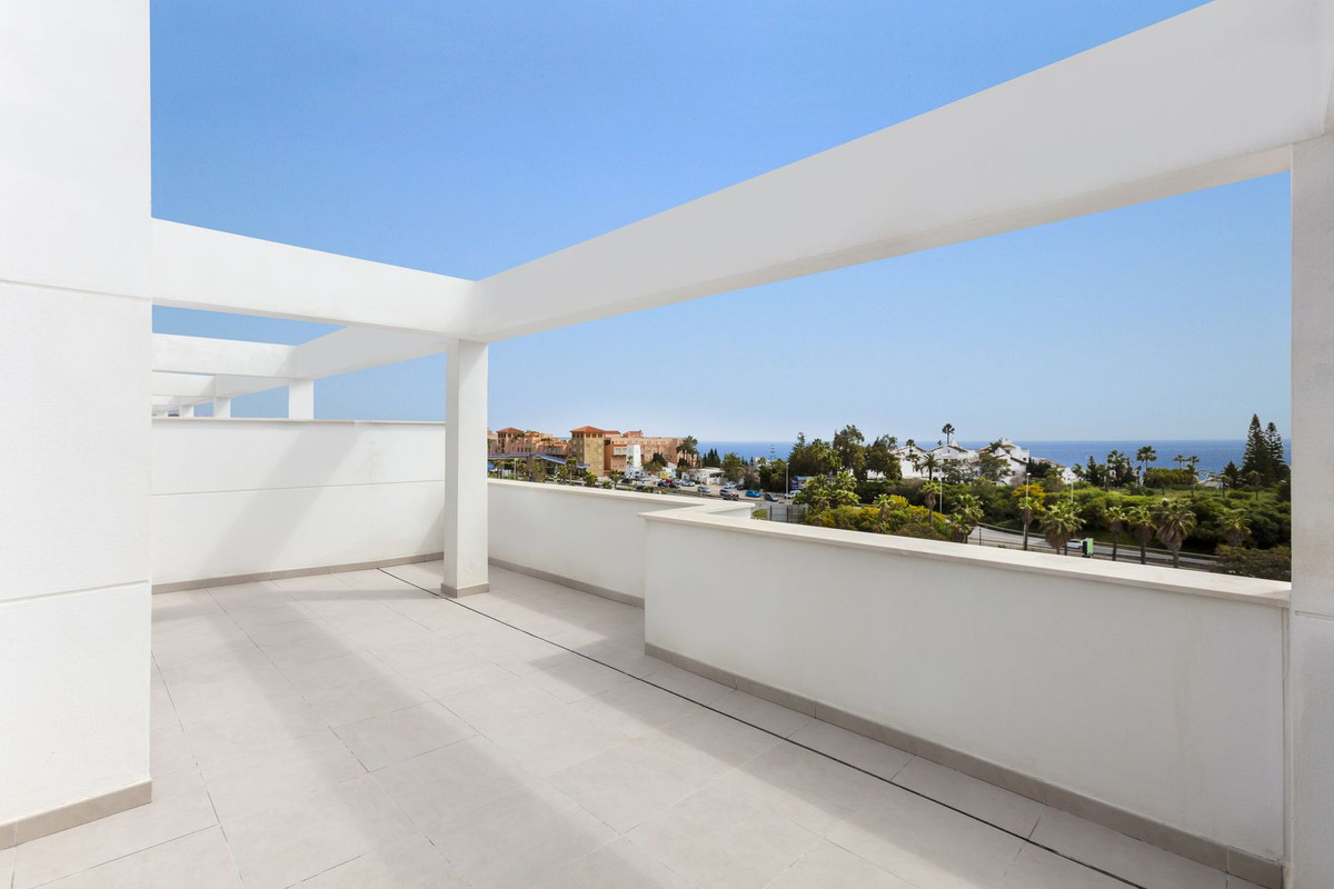Huis te koop in Estepona | 3 slaapkamers H5447395