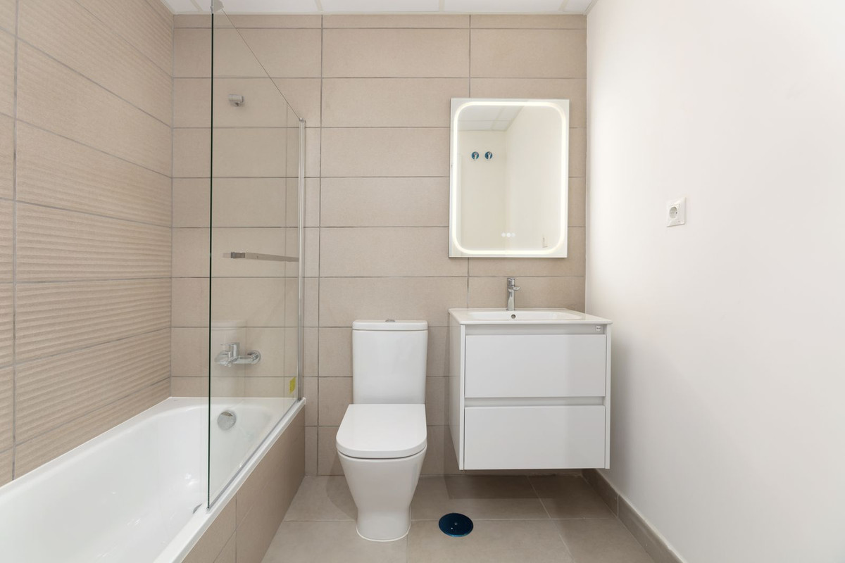 Huis te koop in Estepona | 3 slaapkamers H5447395