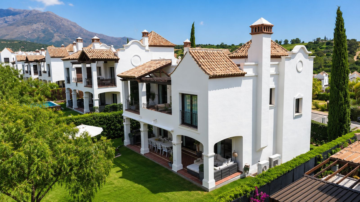 Huis te koop in Estepona | 3 slaapkamers H5447479