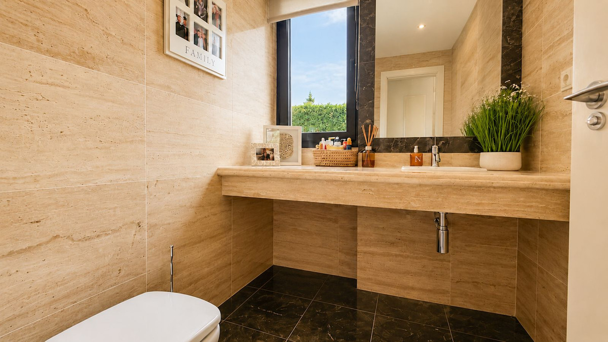 Huis te koop in Estepona | 3 slaapkamers H5447479