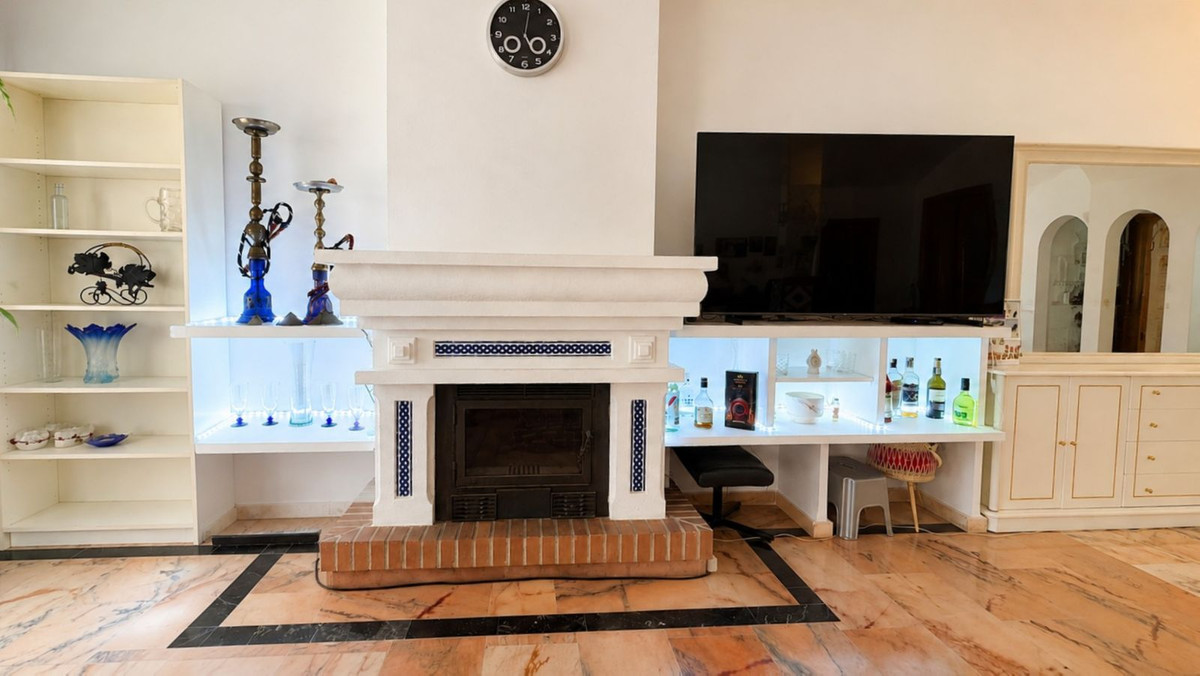 Huis te koop in Estepona | 3 slaapkamers H5447485