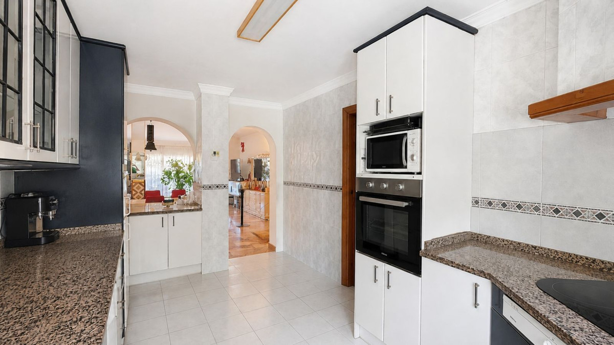Huis te koop in Estepona | 3 slaapkamers H5447485