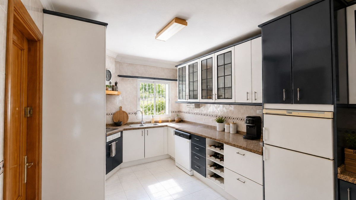 Huis te koop in Estepona | 3 slaapkamers H5447485