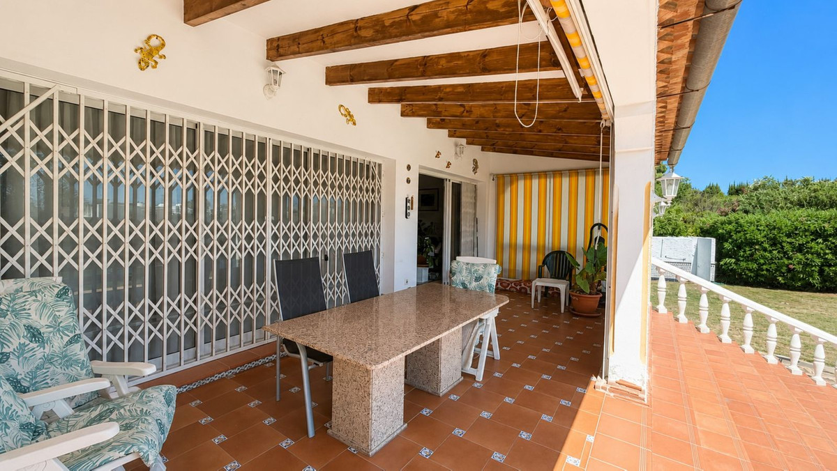 Huis te koop in Estepona | 3 slaapkamers H5447485