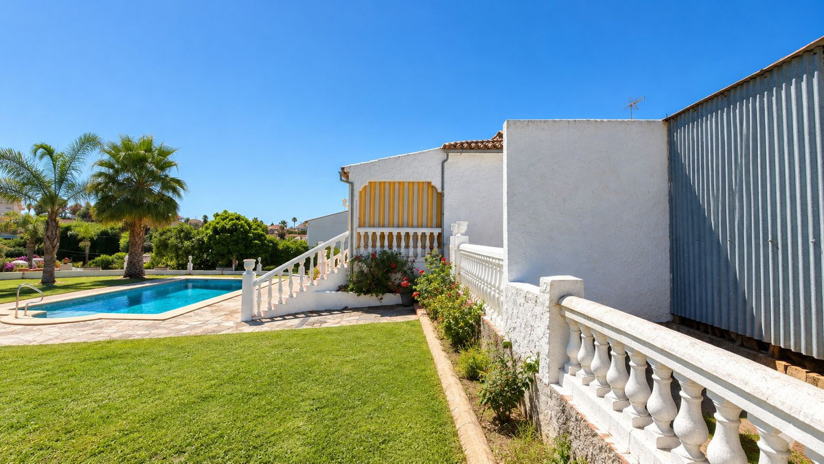 Huis te koop in Estepona | 3 slaapkamers H5447485