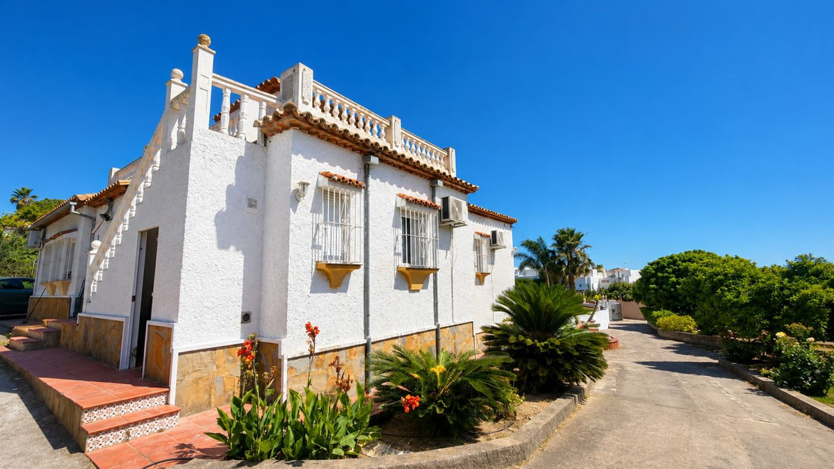 Huis te koop in Estepona | 3 slaapkamers H5447485