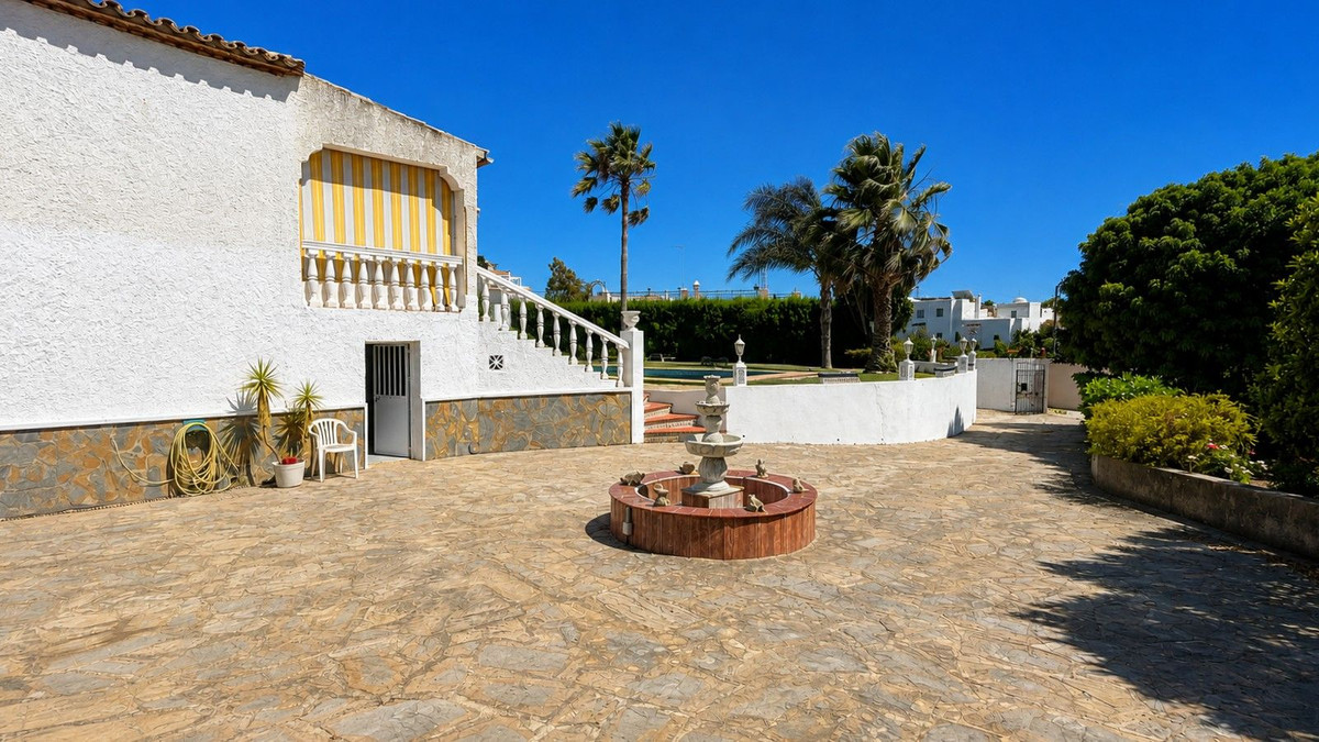 Huis te koop in Estepona | 3 slaapkamers H5447485