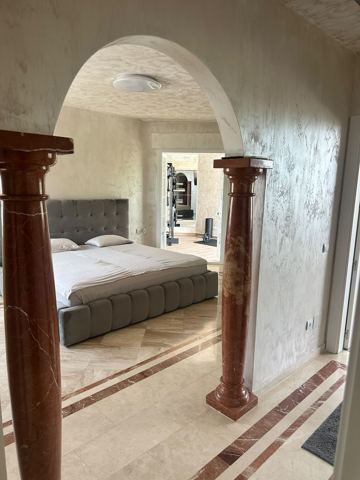 Huis te koop in Estepona | 5 slaapkamers H5448331