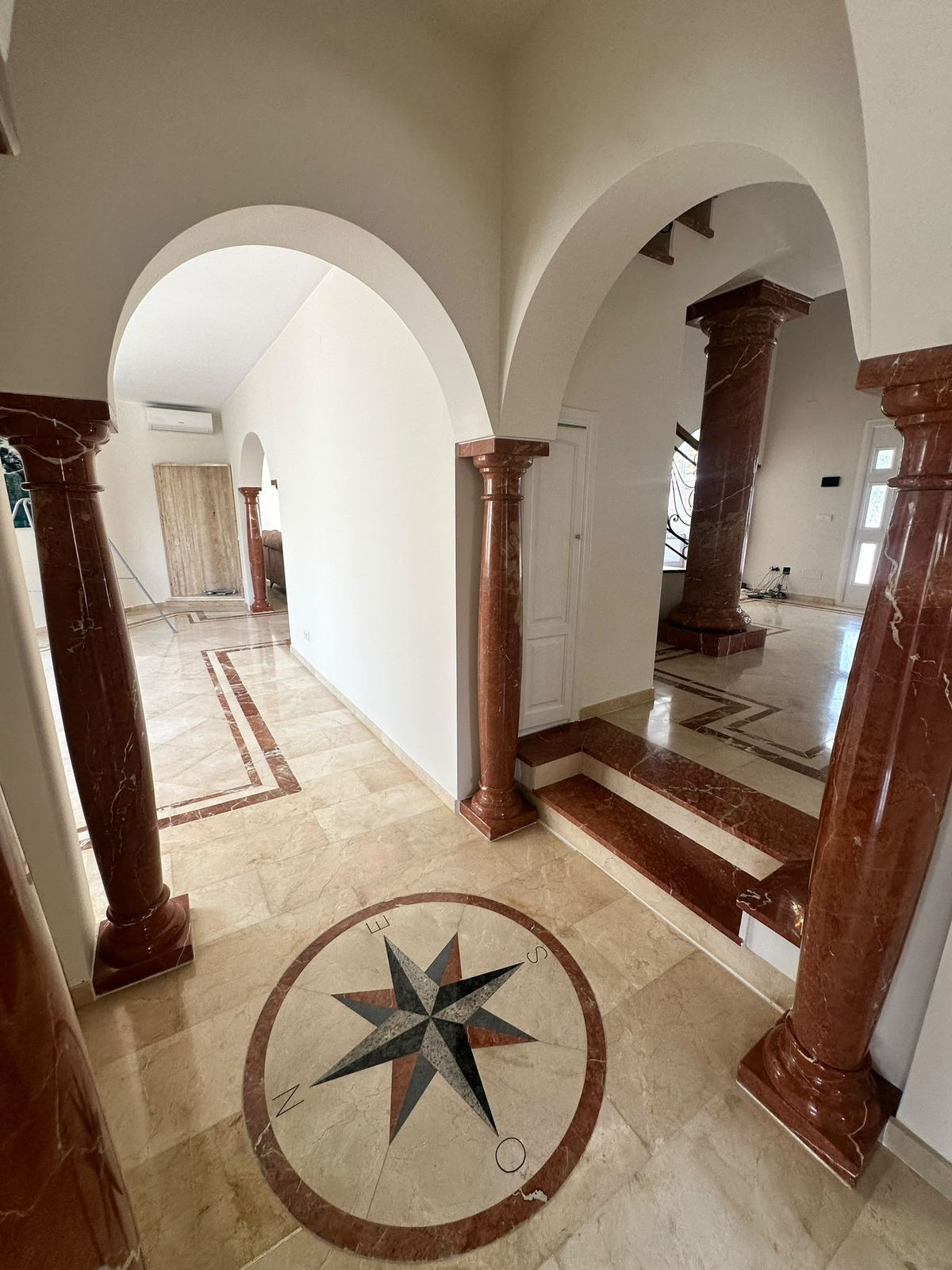 Huis te koop in Estepona | 5 slaapkamers H5448331