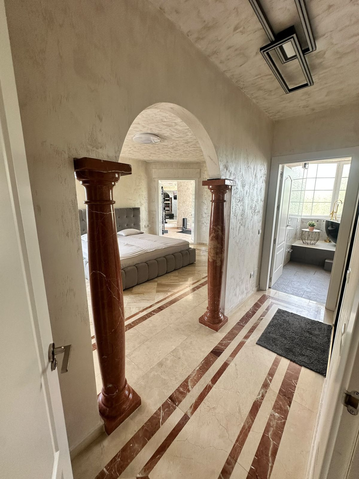 Huis te koop in Estepona | 5 slaapkamers H5448331