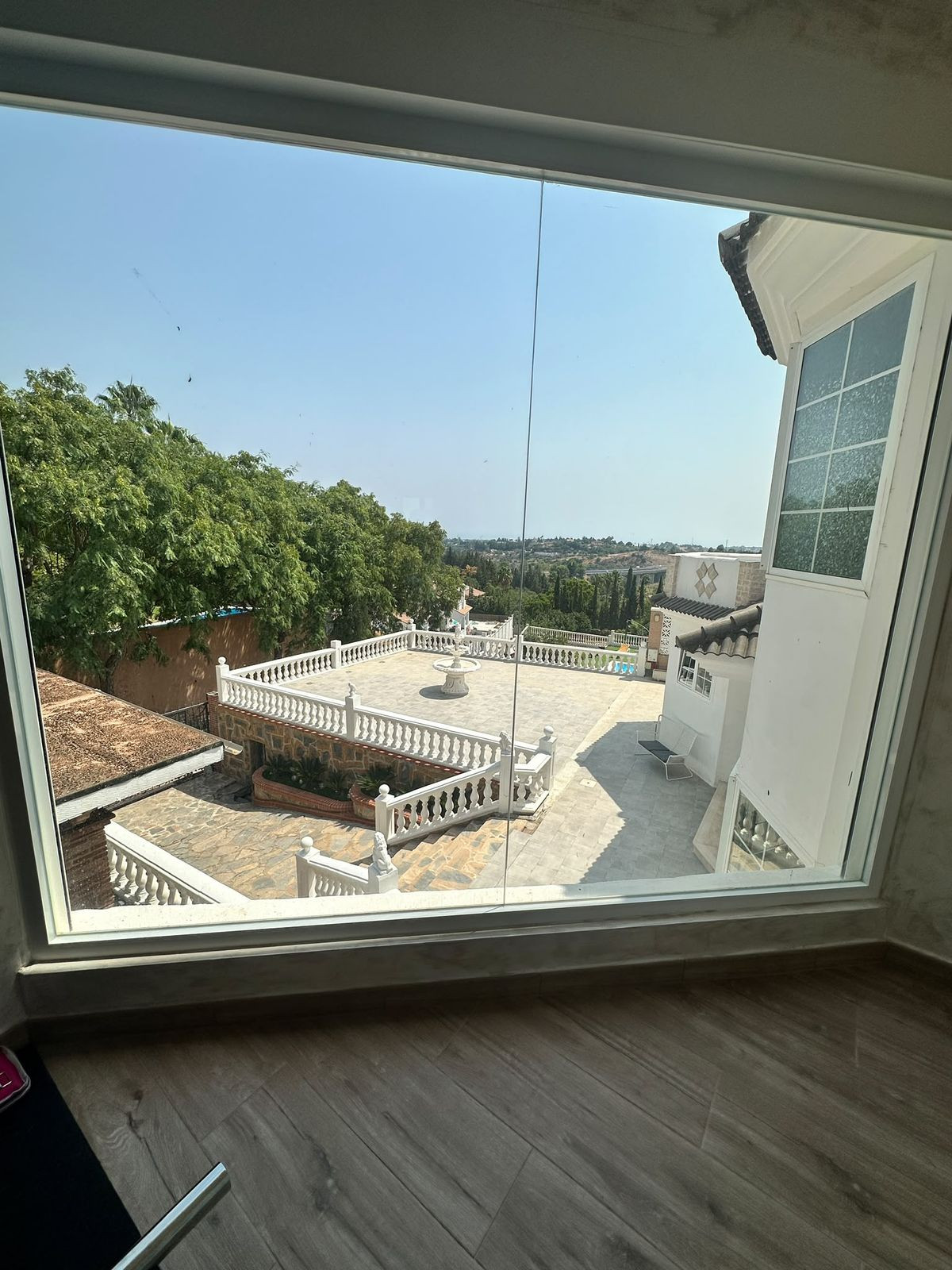 Huis te koop in Estepona | 5 slaapkamers H5448331