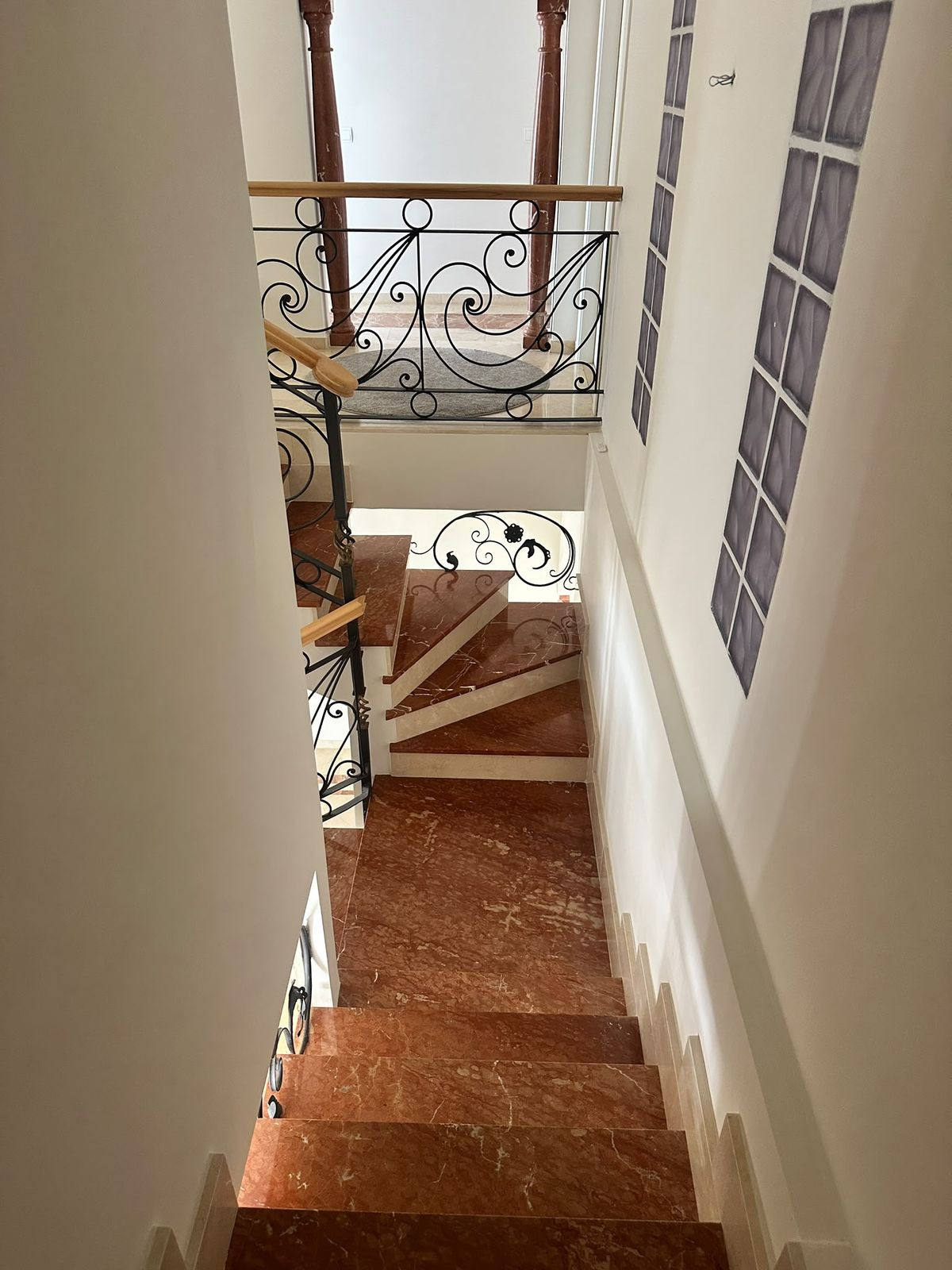 Huis te koop in Estepona | 5 slaapkamers H5448331