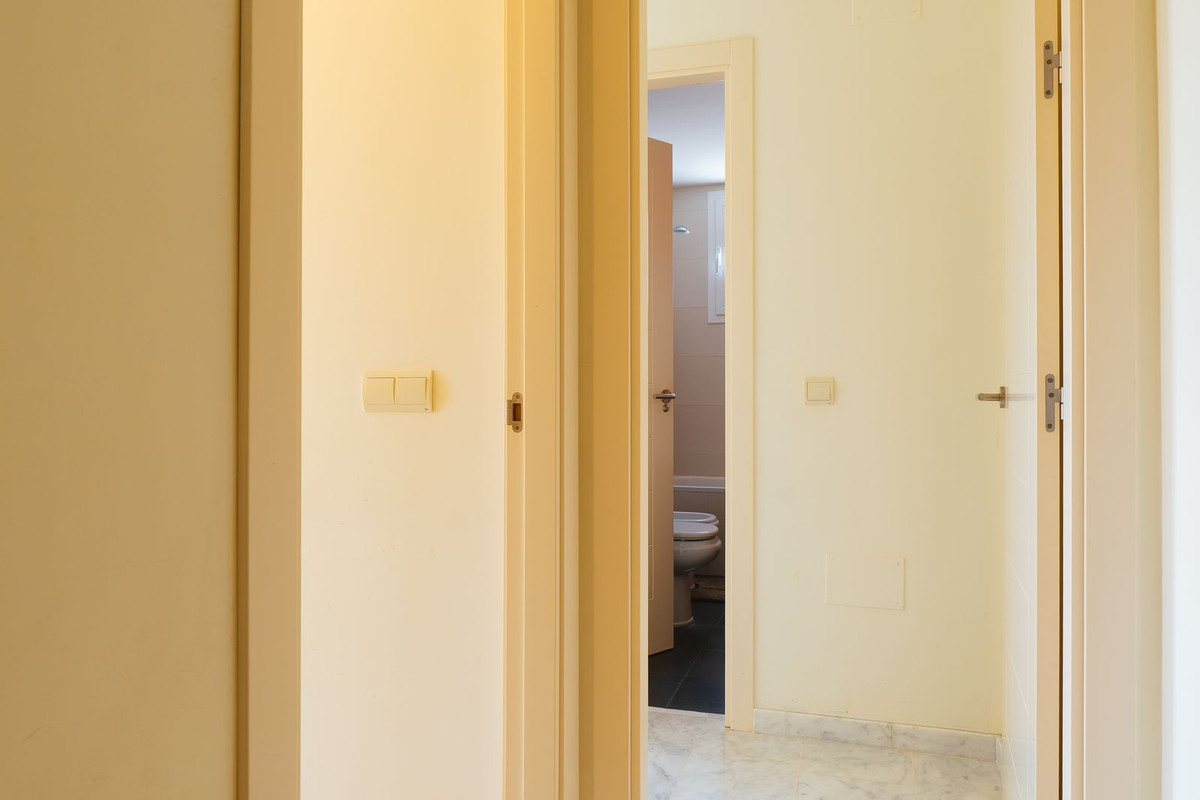 Appartement te koop in Estepona | 2 slaapkamers H5450416