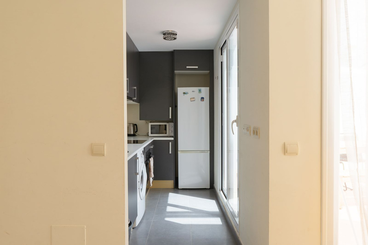 Appartement te koop in Estepona | 2 slaapkamers H5450416