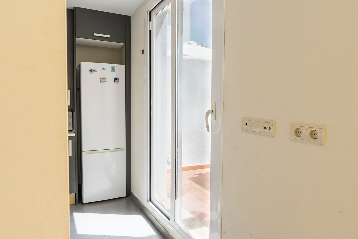Appartement te koop in Estepona | 2 slaapkamers H5450416