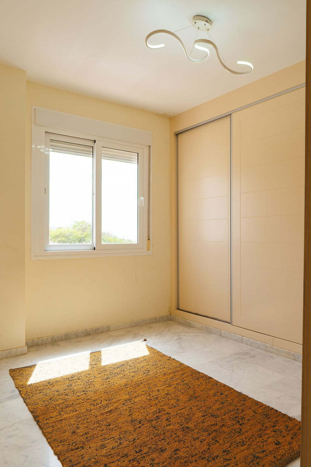 Appartement te koop in Estepona | 2 slaapkamers H5450416