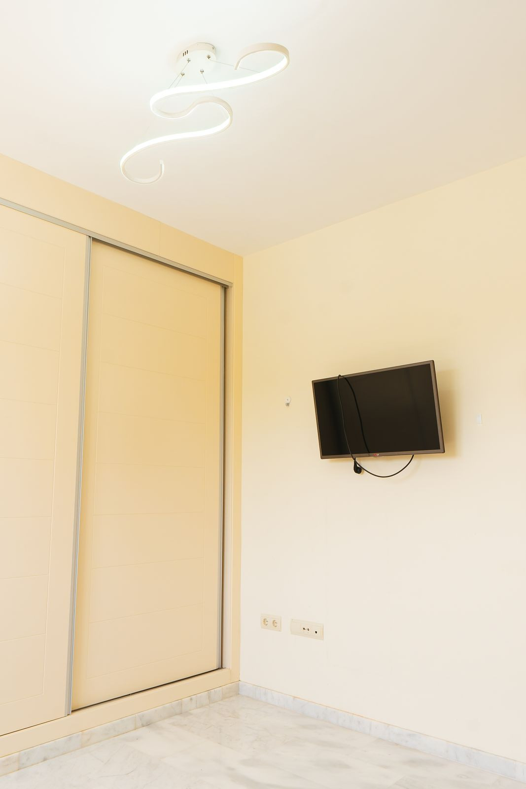 Appartement te koop in Estepona | 2 slaapkamers H5450416