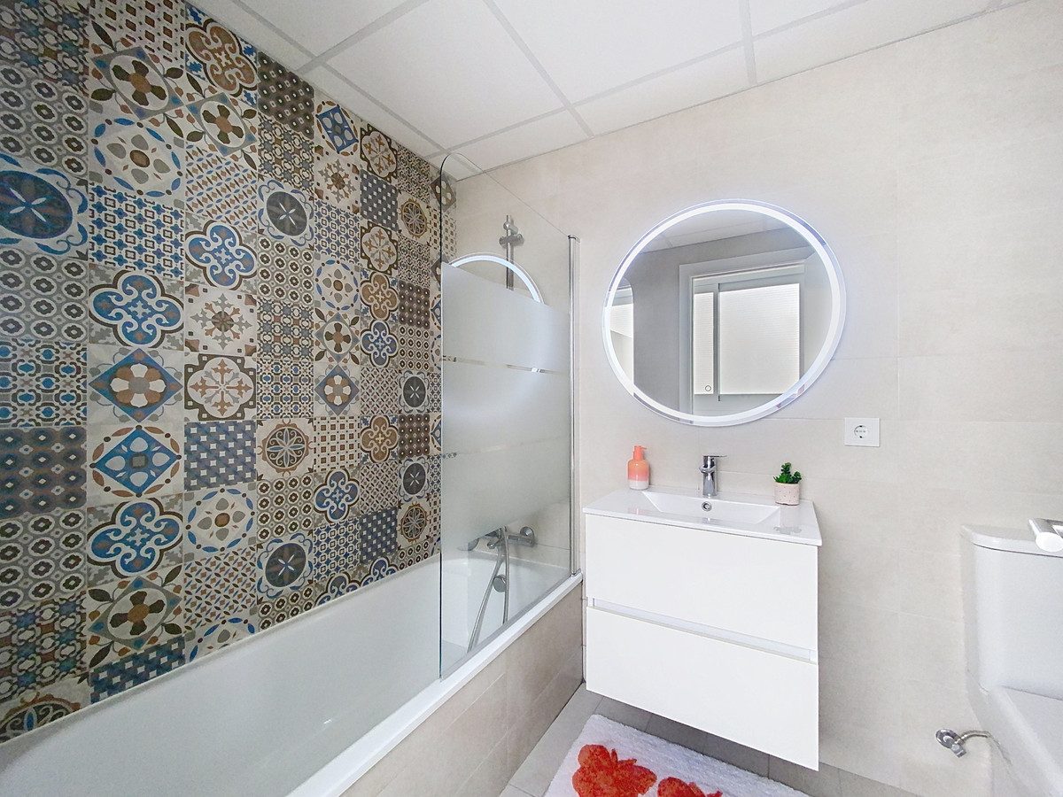 Huis te koop in Estepona | 3 slaapkamers H5452438