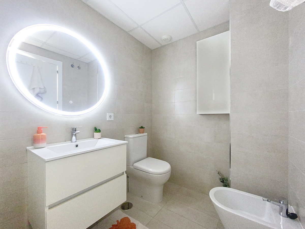 Huis te koop in Estepona | 3 slaapkamers H5452438
