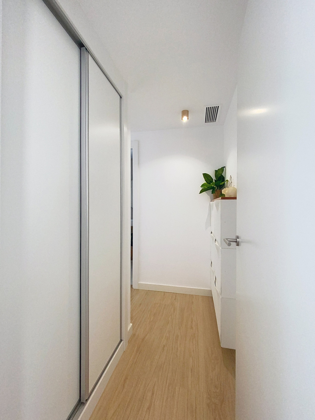 Huis te koop in Estepona | 3 slaapkamers H5452438