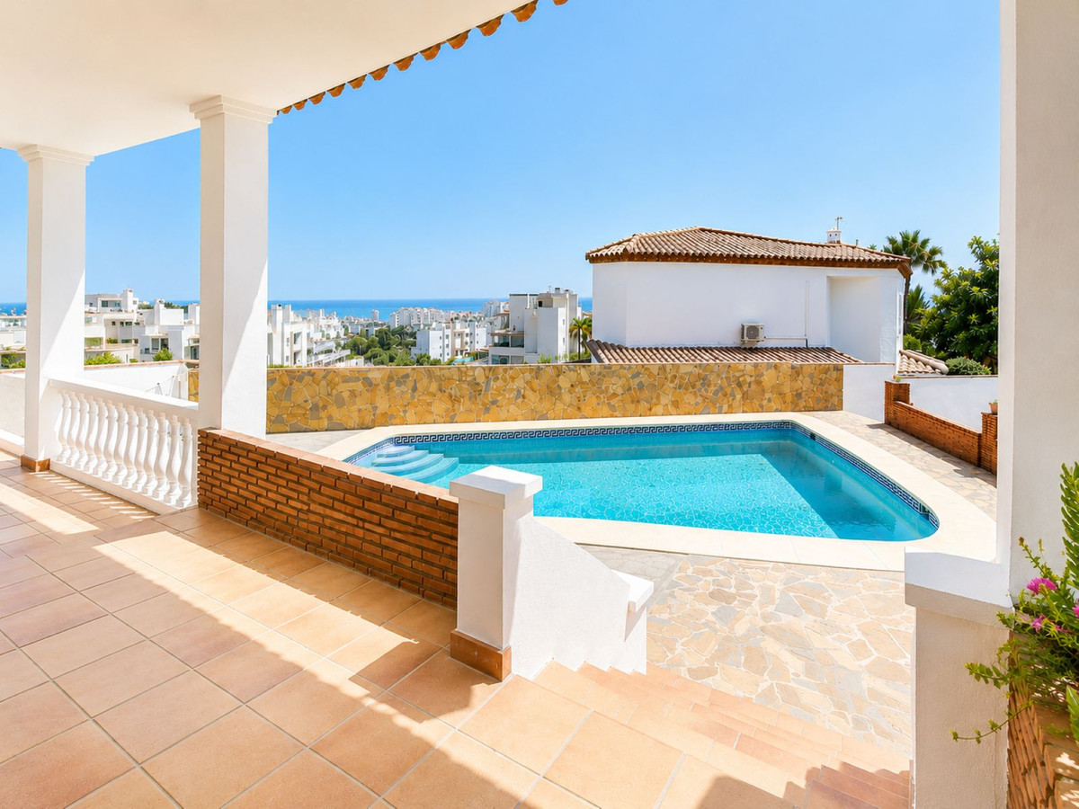 Huis te koop in Estepona | 3 slaapkamers H5453491