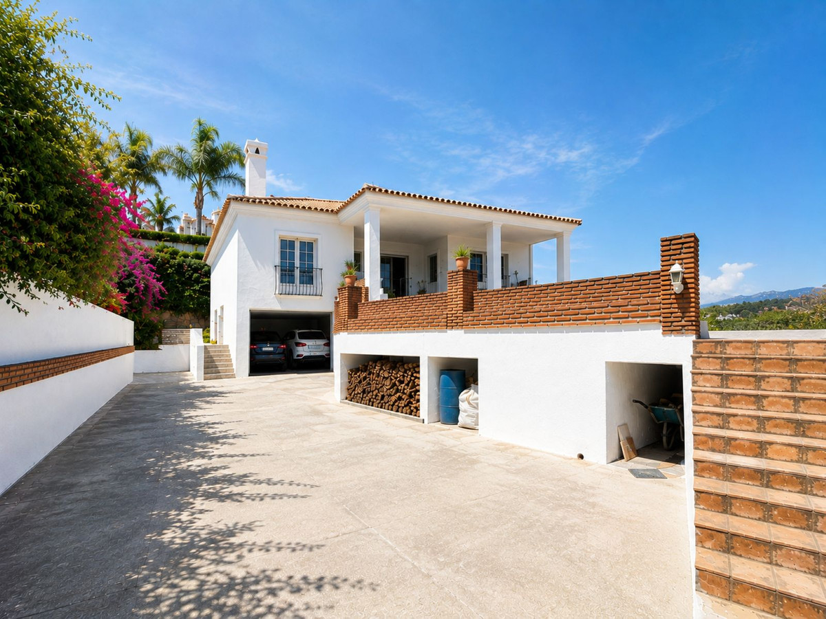 Huis te koop in Estepona | 3 slaapkamers H5453491