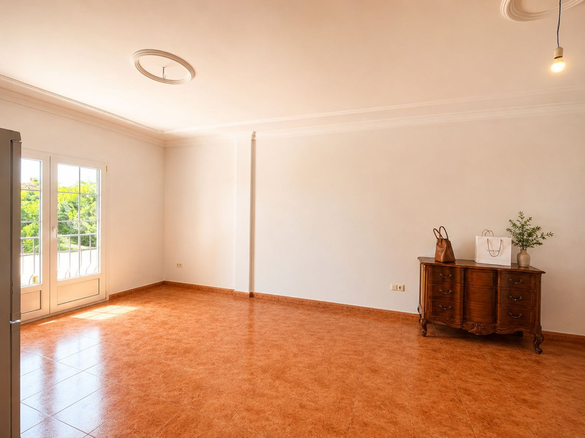 Huis te koop in Estepona | 3 slaapkamers H5453491