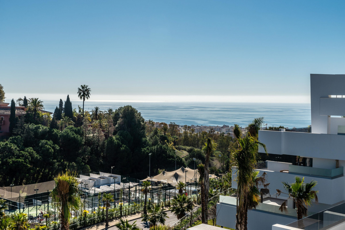 Appartement te koop in Estepona | 3 - 4 slaapkamers H5453572