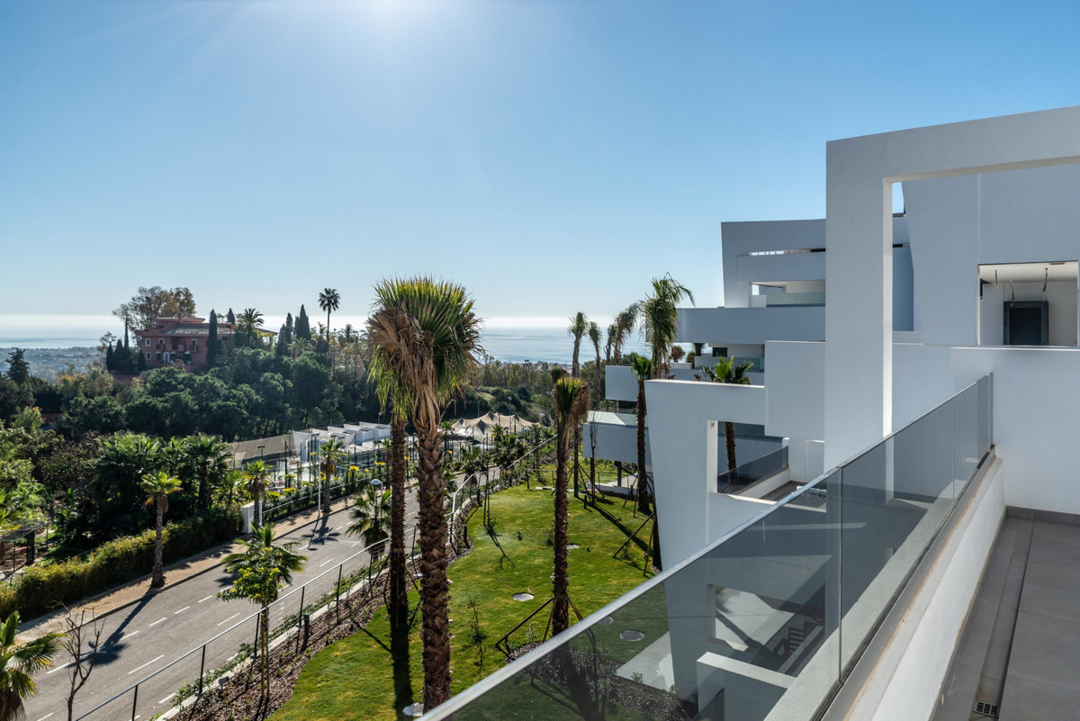 Appartement te koop in Estepona | 3 - 4 slaapkamers H5453572