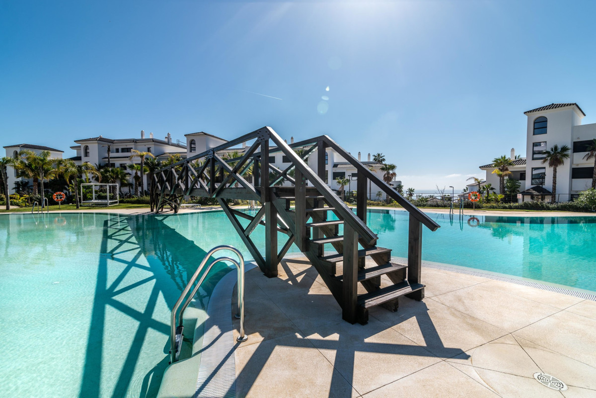 Appartement te koop in Estepona | 3 - 4 slaapkamers H5453572