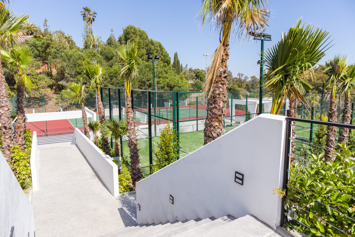 Appartement te koop in Estepona | 3 - 4 slaapkamers H5453572