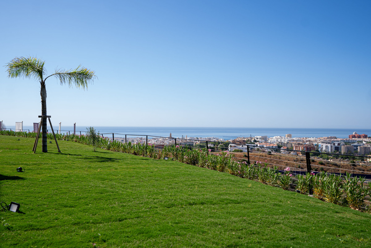 Appartement te koop in Estepona | 3 - 4 slaapkamers H5453572