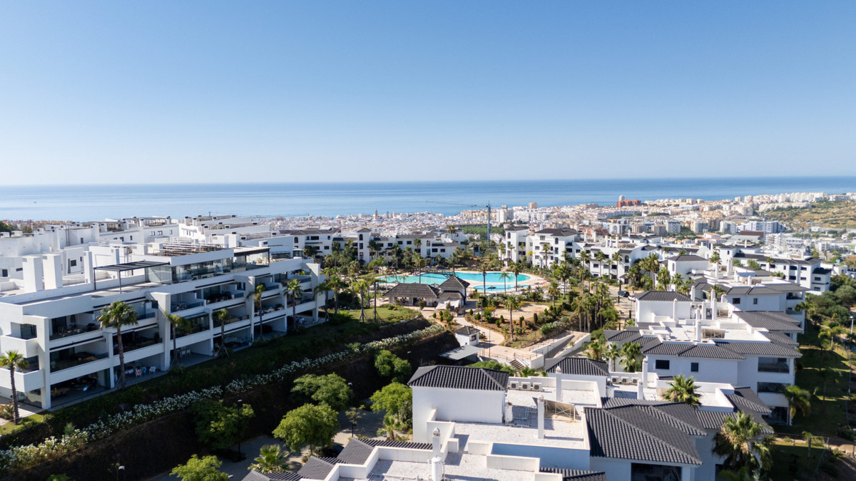 Appartement te koop in Estepona | 3 - 4 slaapkamers H5453572