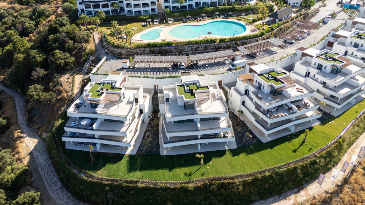Appartement te koop in Estepona | 3 - 4 slaapkamers H5453572