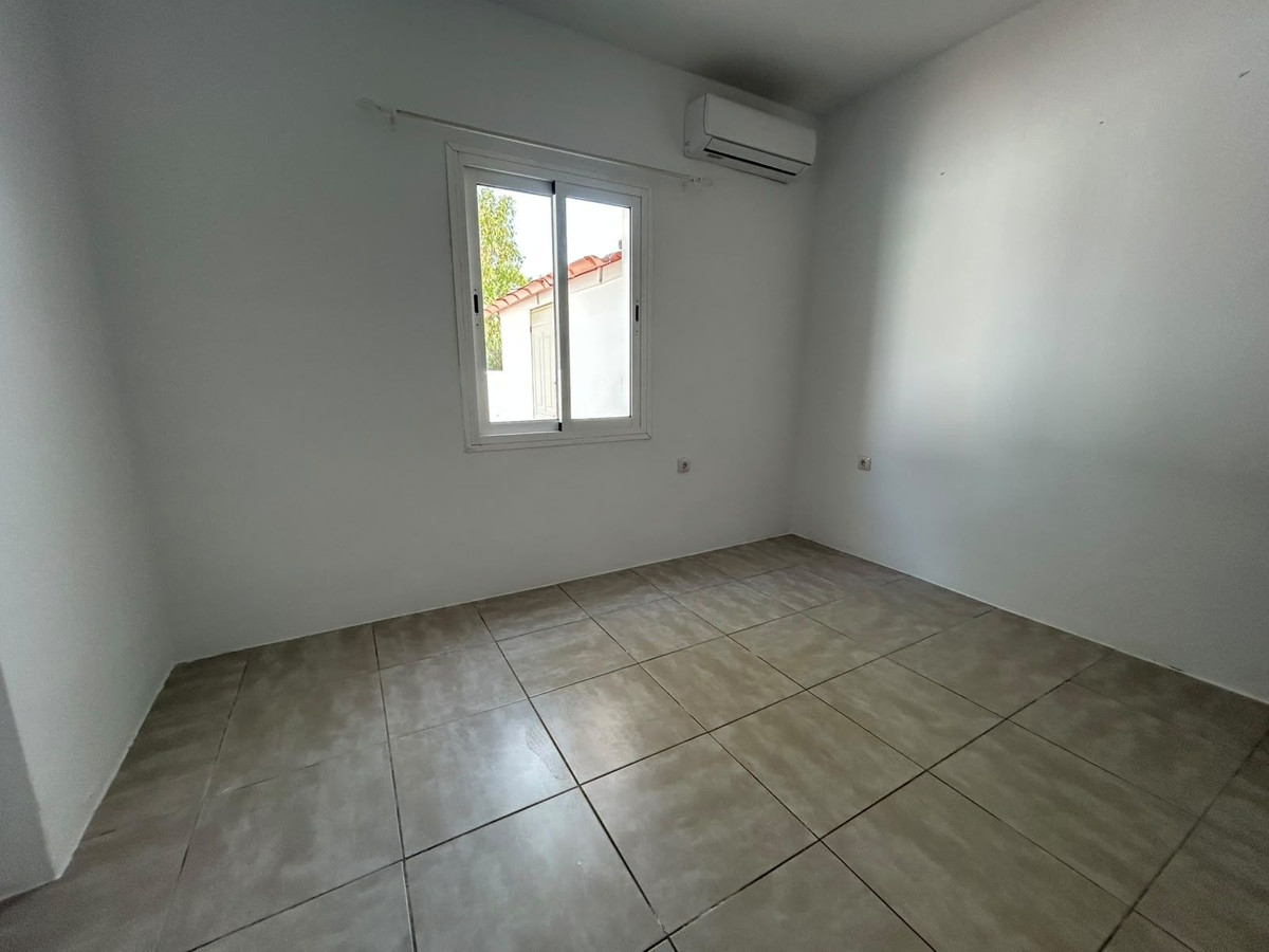 Huis te koop in Estepona | 2 slaapkamers H5454775