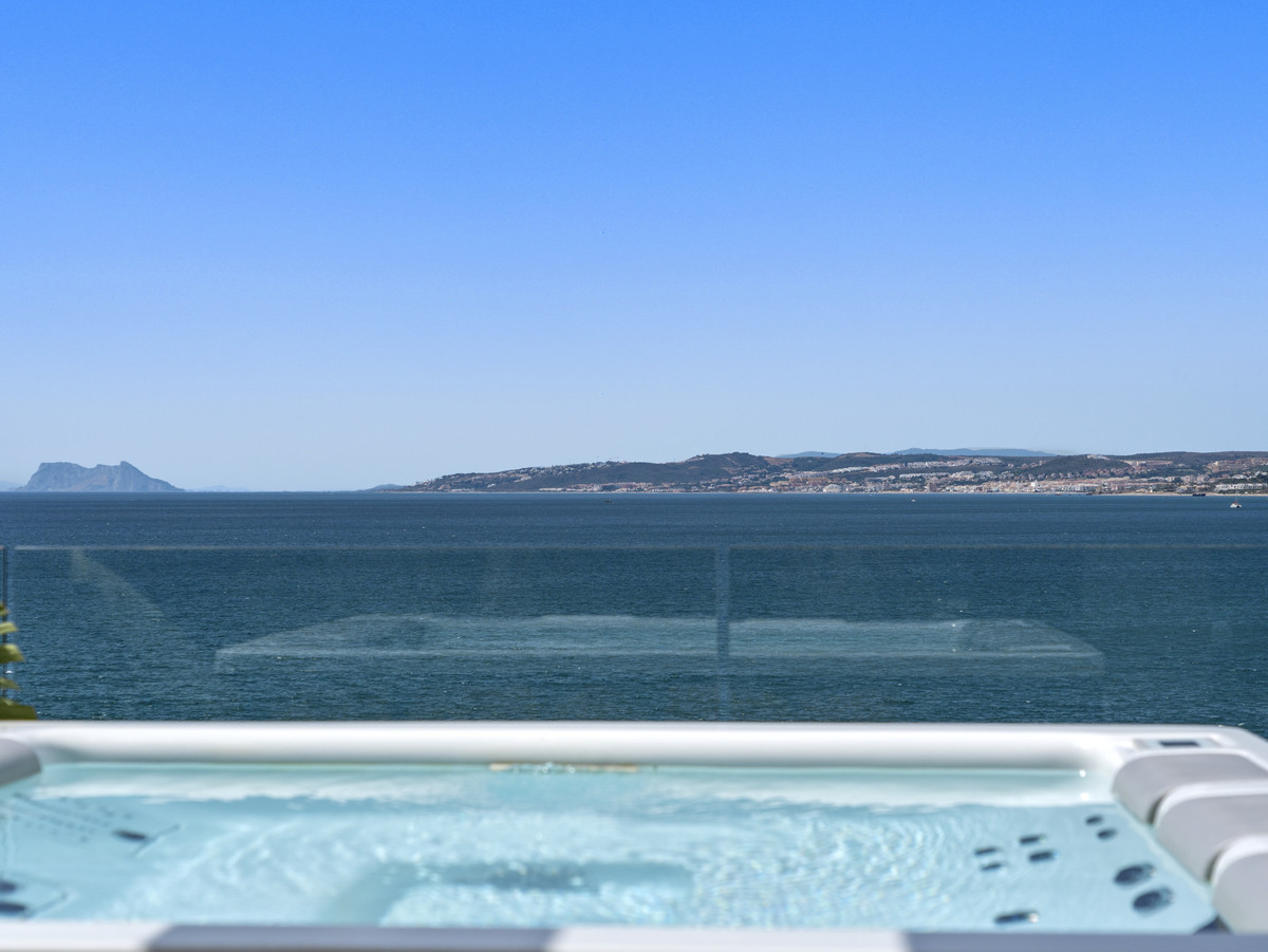 Appartement te koop in Estepona | 2 slaapkamers H5455165
