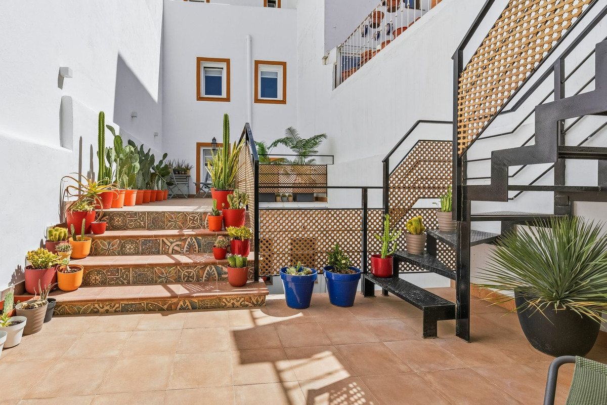 Huis te koop in Estepona | 4 slaapkamers H5455354