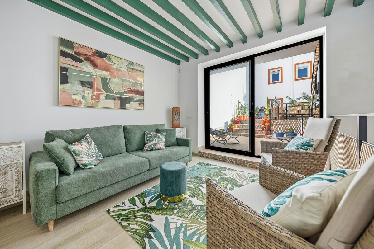 Huis te koop in Estepona | 4 slaapkamers H5455354