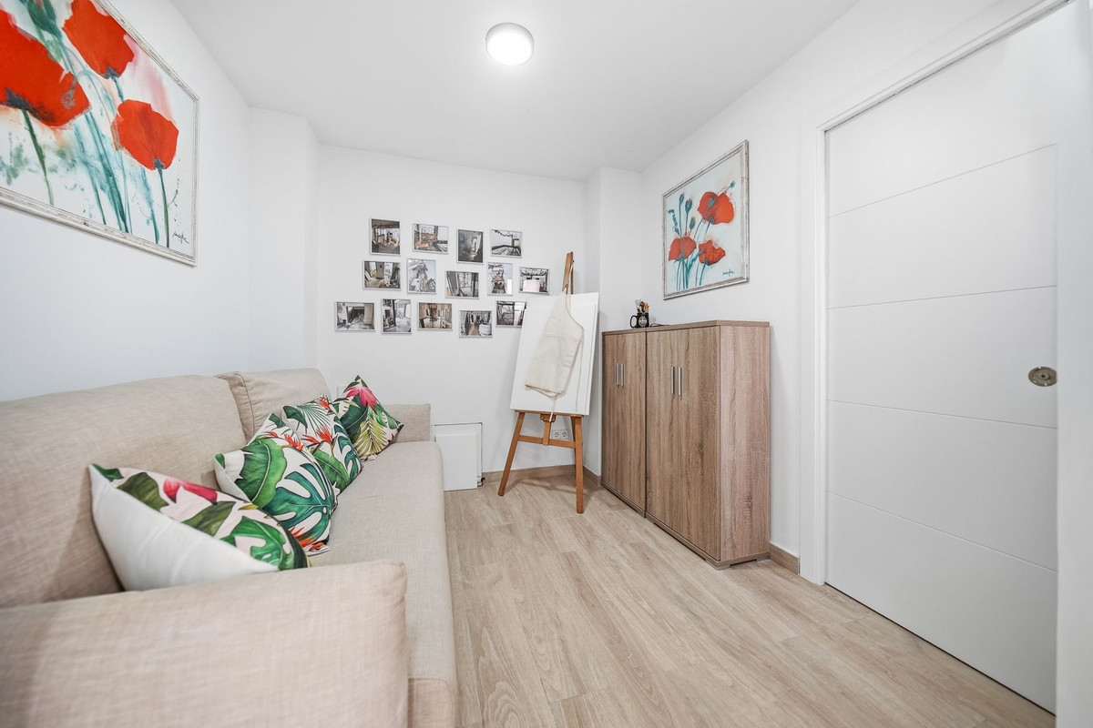 Huis te koop in Estepona | 4 slaapkamers H5455354