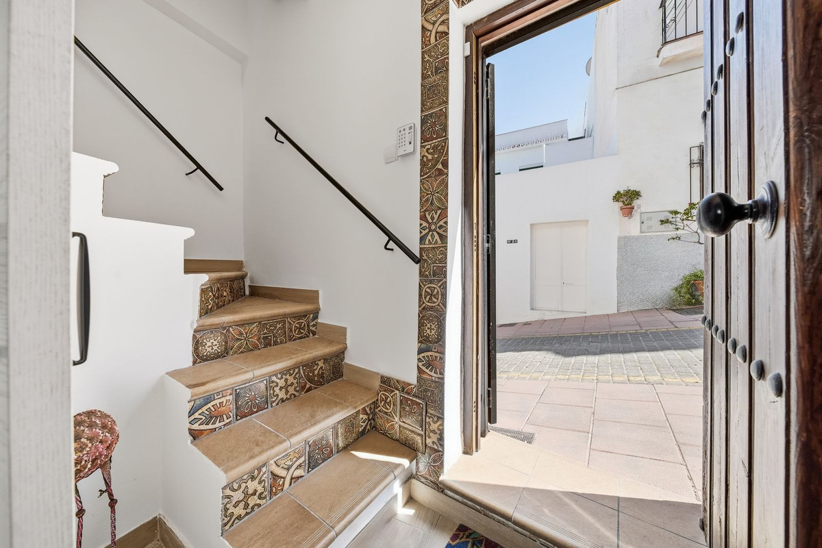 Huis te koop in Estepona | 4 slaapkamers H5455354