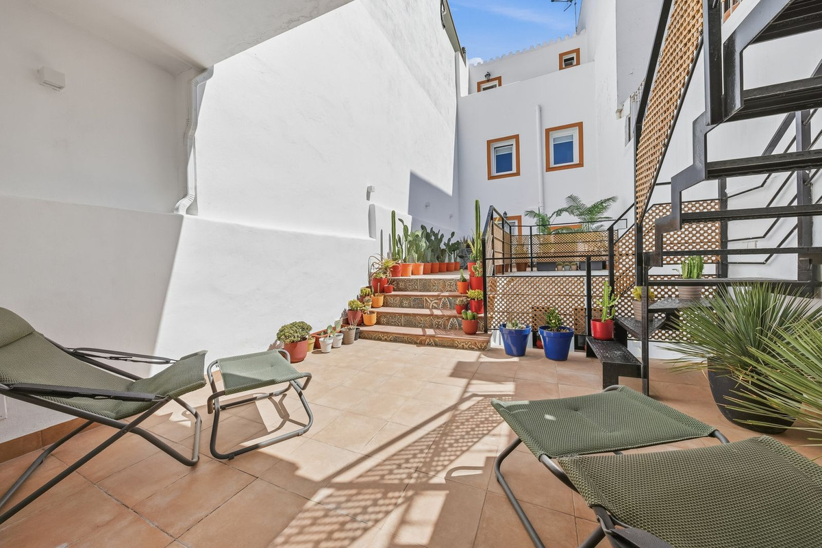 Huis te koop in Estepona | 4 slaapkamers H5455354