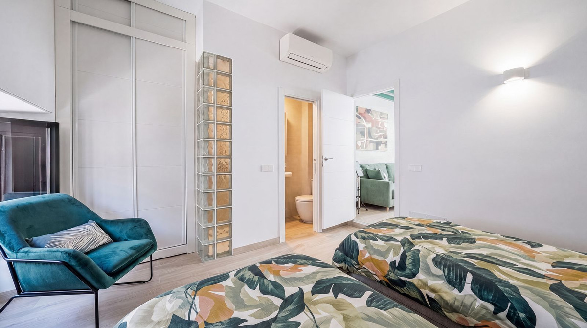 Huis te koop in Estepona | 4 slaapkamers H5455354
