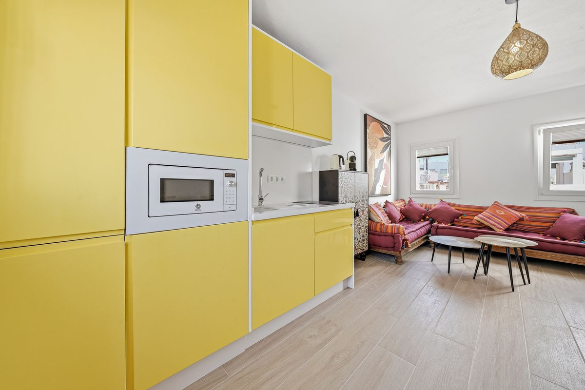 Huis te koop in Estepona | 4 slaapkamers H5455354