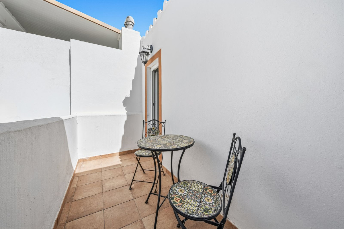 Huis te koop in Estepona | 4 slaapkamers H5455354