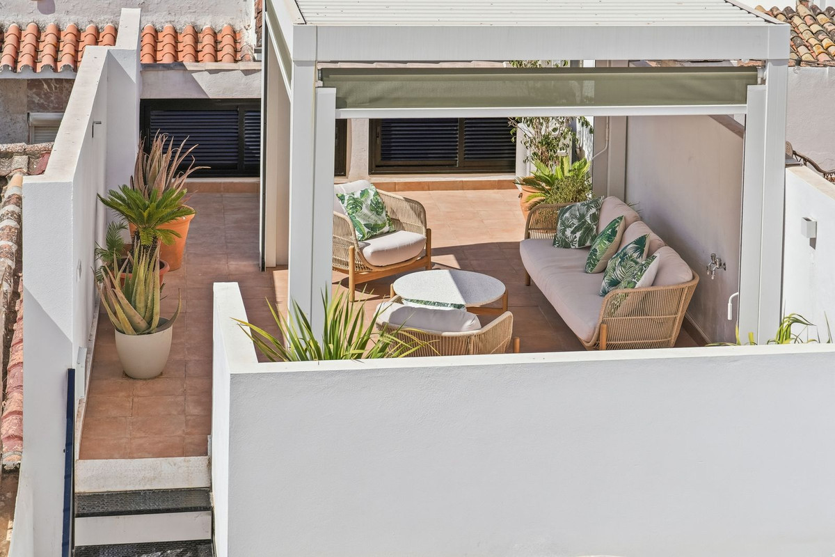Huis te koop in Estepona | 4 slaapkamers H5455354