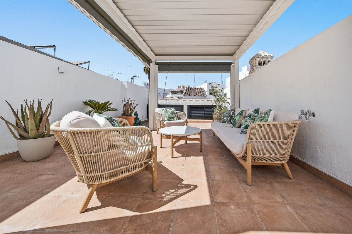 Huis te koop in Estepona | 4 slaapkamers H5455354