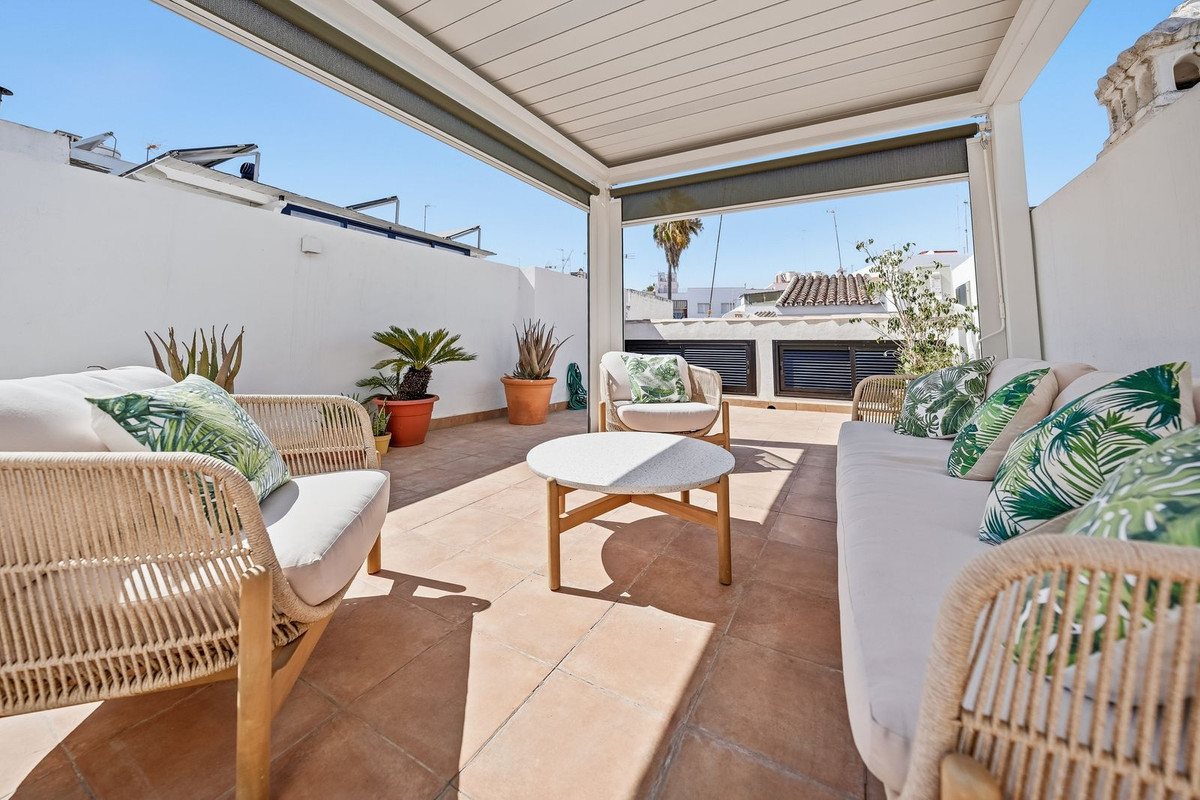 Huis te koop in Estepona | 4 slaapkamers H5455354