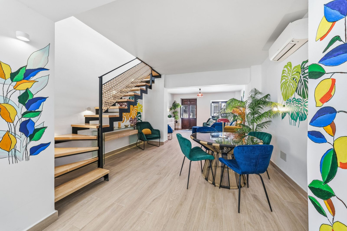 Huis te koop in Estepona | 4 slaapkamers H5455354