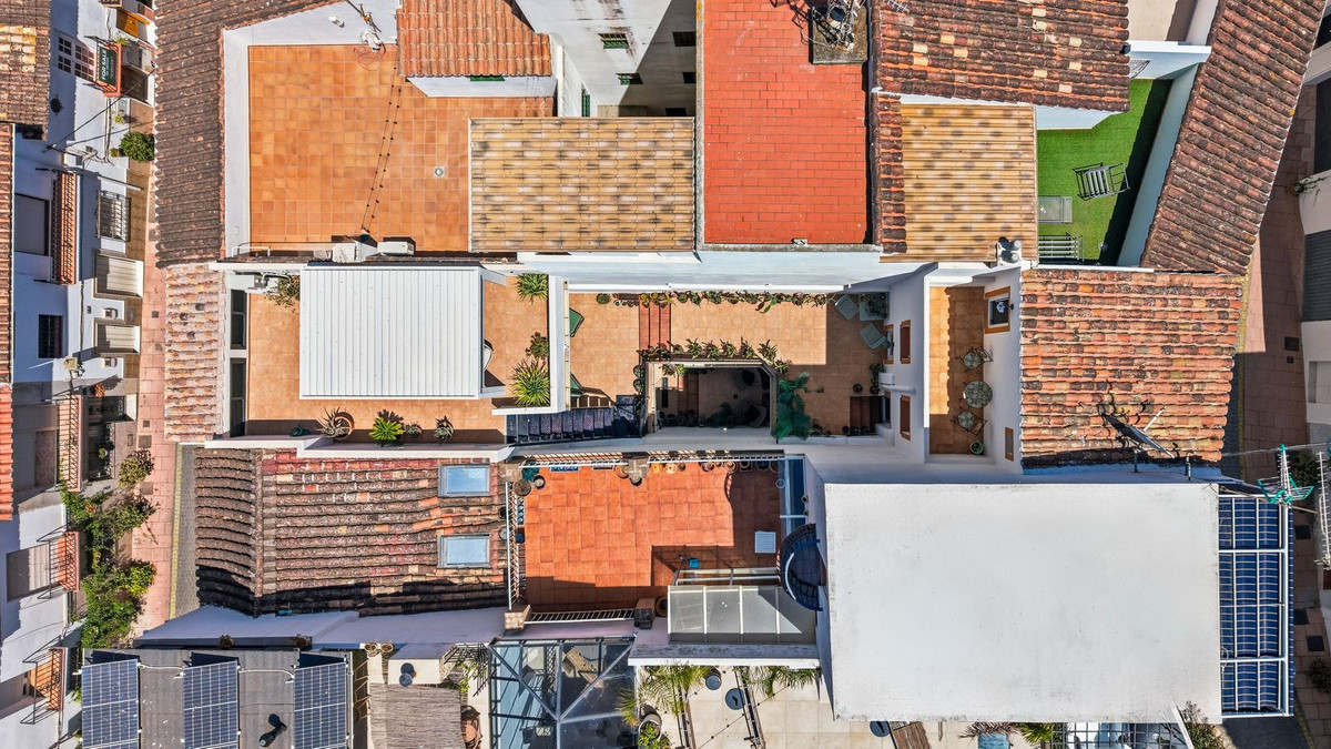 Huis te koop in Estepona | 4 slaapkamers H5455354